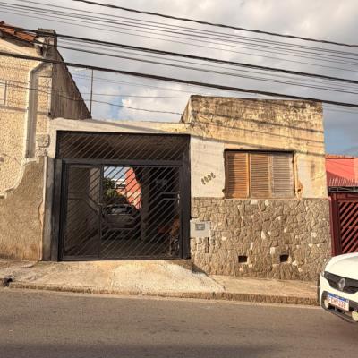 Imóvel com 115m² em terreno de 204m²