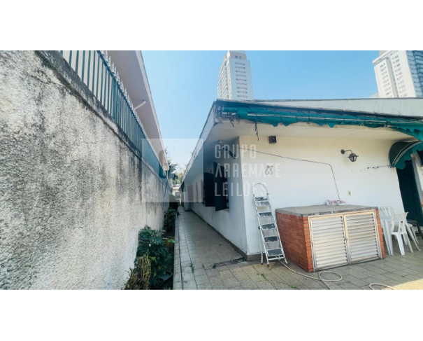 Foto de Casa Térrea em terreno de 400m²