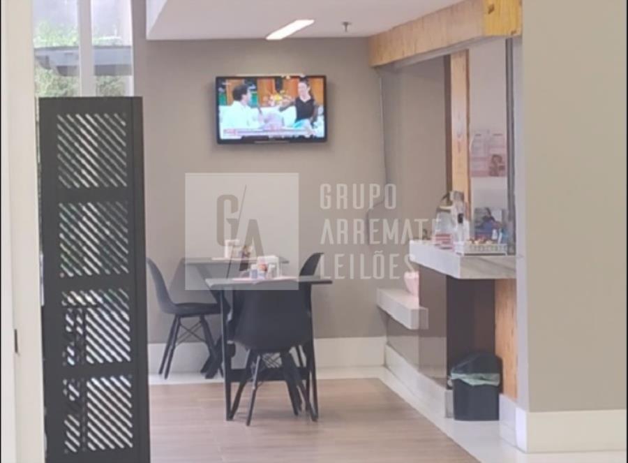 Sala Comercial com 39,63m² e 01 Vaga SALA COMERCIAL | SANTO AMARO - SP, localizado em São Paulo - SP, bairro Santo Amaro